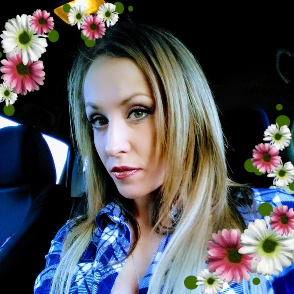 Meet your Posher, Emerald